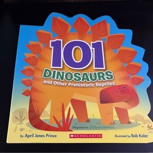 Scholastic 101 Dinosaurs and Reptiles Book - Blue and Yellow